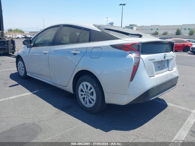 Toyota Prius Two 2016 JTDKBRFU2G3009017 Image 3
