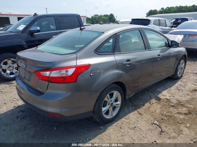 Ford FOCUS SE 2014 1FADP3F2XEL447163 Image 4
