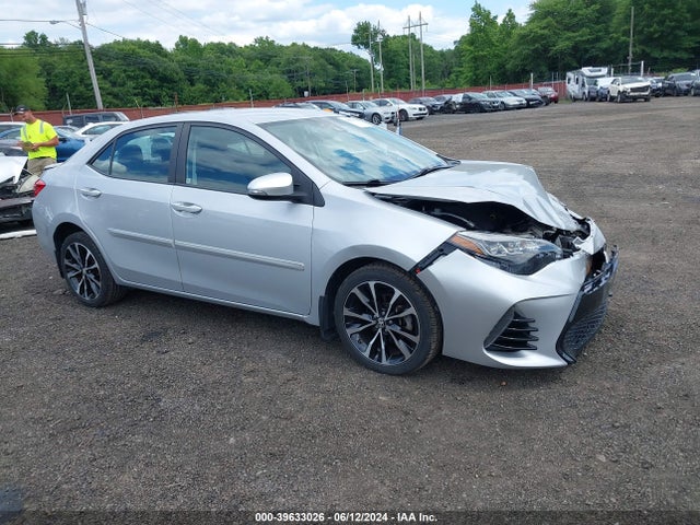 Toyota COROLLA SE 2017 2T1BURHE0HC880264 Image 1