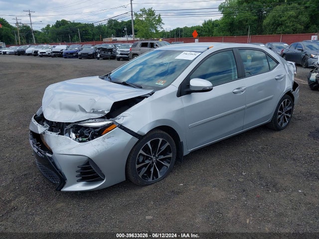 Toyota COROLLA SE 2017 2T1BURHE0HC880264 Image 2