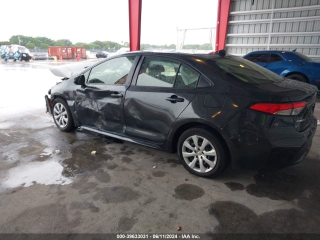 Toyota COROLLA LE 2021 JTDEPMAE3MJ141096 Image 3