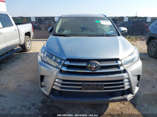 5TDYZRFH0JS258429 Toyota Highlander Limited