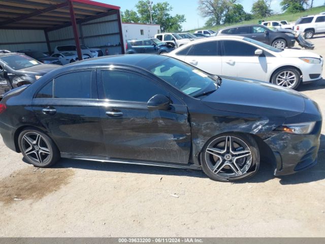 W1K3G4FB8LJ215462 Mercedes-Benz A 220 4matic