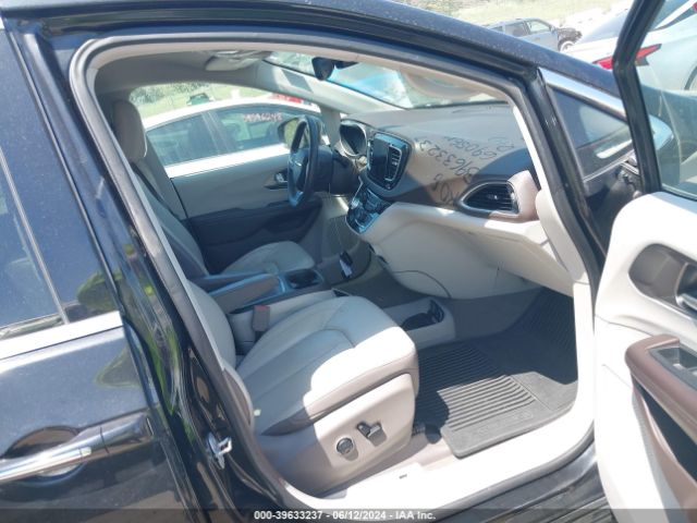 2018 CHRYSLER PACIFICA 2C4RC1EG0JR270850 Photo 4