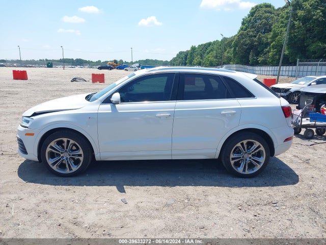 WA1JCCFS7JR014619 Audi Q3 2.0t Premium/2.0t Sport Premium