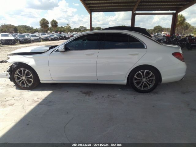 55SWF4JB1FU093085 Mercedes-Benz C 300 Luxury/sport