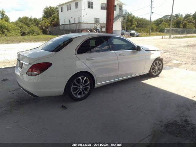 55SWF4JB1FU093085 Mercedes-Benz C 300 Luxury/sport