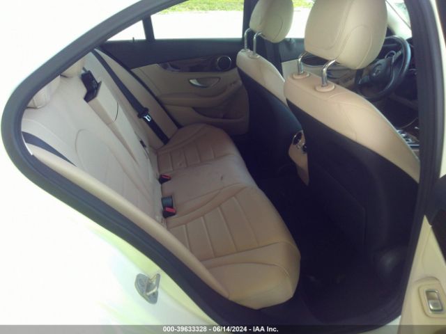 55SWF4JB1FU093085 Mercedes-Benz C 300 Luxury/sport