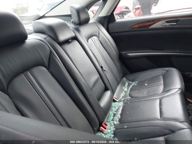 3LN6L2G98FR617944 Lincoln MKZ