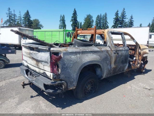 2023 CHEVROLET SILVERADO 1500 2GCUDAED9P1134026 Photo 3