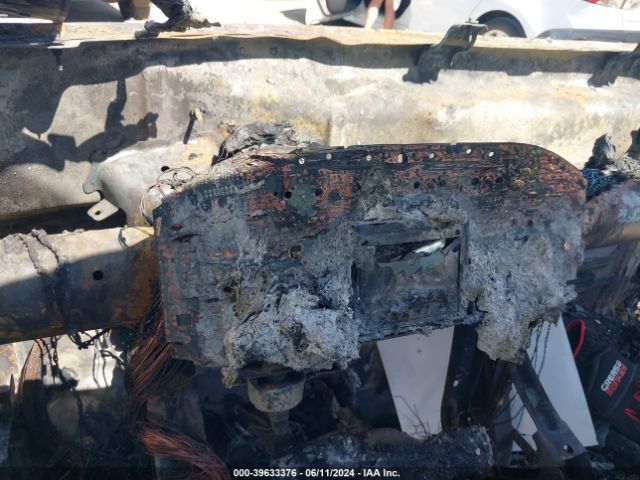 2023 CHEVROLET SILVERADO 1500 2GCUDAED9P1134026 Photo 6