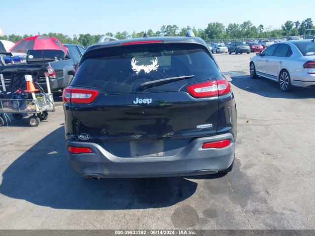 1C4PJLCB1GW138227 Jeep Cherokee Latitude