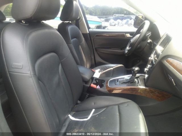 WA1CFAFP3FA093261 Audi Q5 2.0t Premium