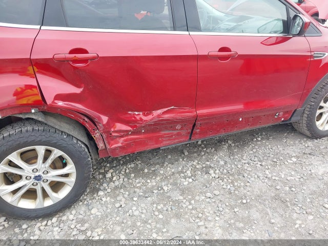 Ford ESCAPE SE 2017 1FMCU9GD5HUC01388 Image 6