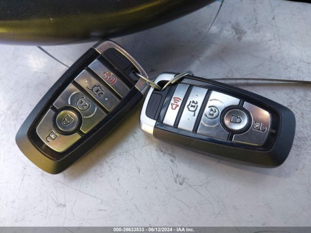 1FMJU2AT1JEA70572 Ford Expedition Limited