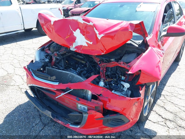 Chevrolet Sonic Premier Auto 2018 1G1JF5SB5J4135041 Image 6