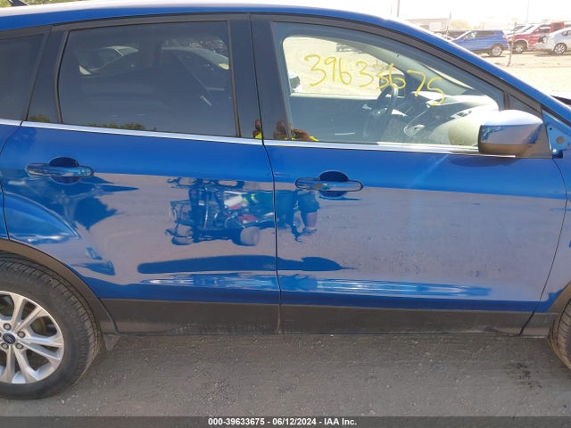 Ford ESCAPE SE 2019 1FMCU0GD5KUB25738 Image 14