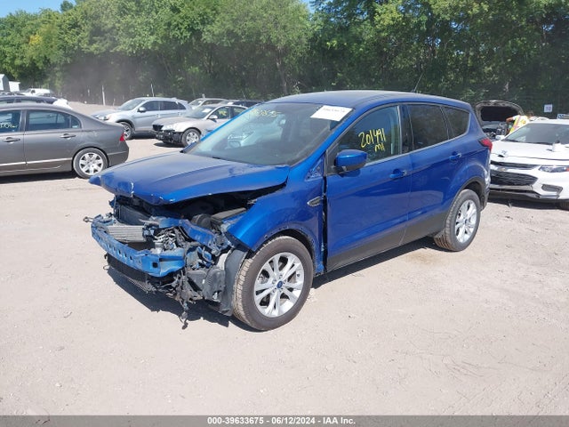 Ford ESCAPE SE 2019 1FMCU0GD5KUB25738 Image 2