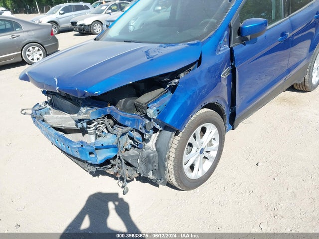Ford ESCAPE SE 2019 1FMCU0GD5KUB25738 Image 6