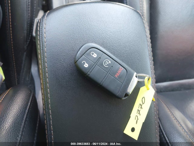 3C4NJDCB2KT672770 Jeep Compass Limited 4x4