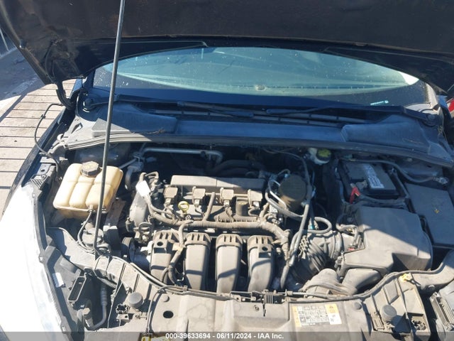 Ford FOCUS SE 2016 1FADP3F23GL262942 Image 10
