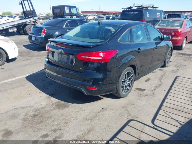 Ford FOCUS SE 2016 1FADP3F23GL262942 Image 4