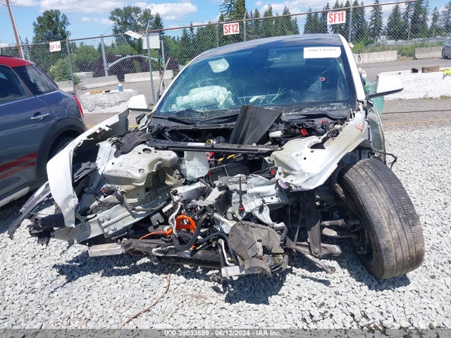 Tesla Model 3 Long Range Dual Motor All-wheel Drive 2022 5YJ3E1EB4NF122562 Image 13