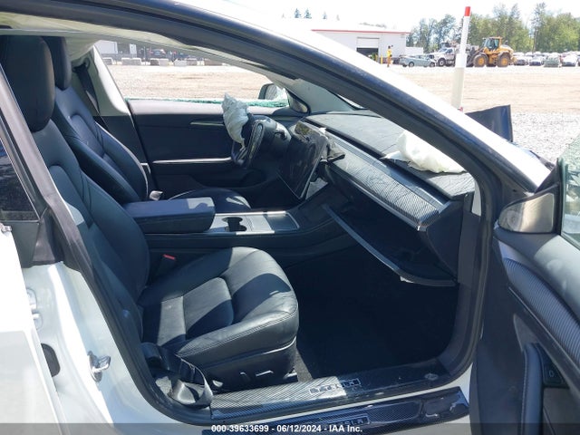 Tesla Model 3 Long Range Dual Motor All-wheel Drive 2022 5YJ3E1EB4NF122562 Image 5