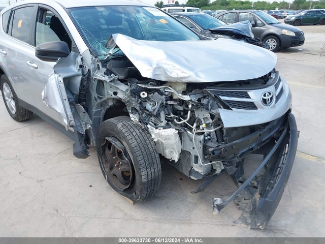 Toyota RAV4 LE 2014 JTMBFREV1ED072857 Image 6