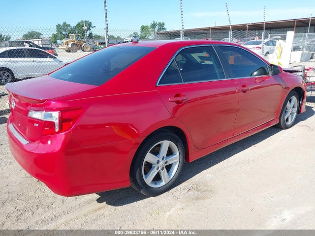 Toyota CAMRY SE 2014 4T1BF1FK7EU744020 Image 4