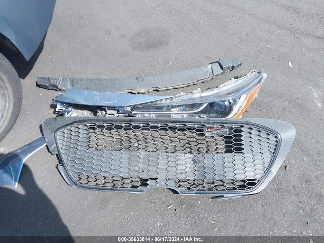 Toyota COROLLA LE 2021 JTDEPMAE1MJ134096 Image 12