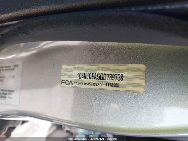 1C4NJCEA5GD789738 Jeep Compass Latitude