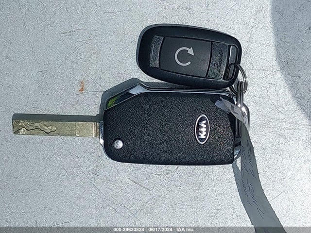 KIA SOUL LX 2020 KNDJ23AU8L7056166 Image 11
