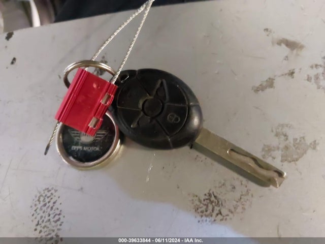 2006 MINI COOPER S WMWRE33516TL23236 Photo 10