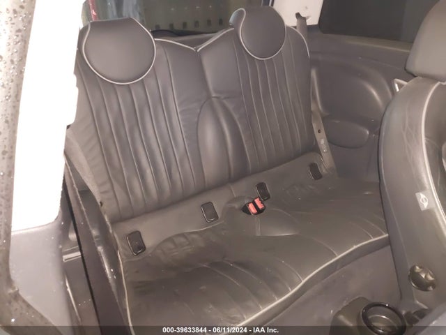 2006 MINI COOPER S WMWRE33516TL23236 Photo 7