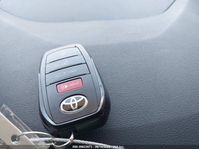 Toyota Corolla Hybrid Se 2024 JTDBCMFE6R3030772 Image 11