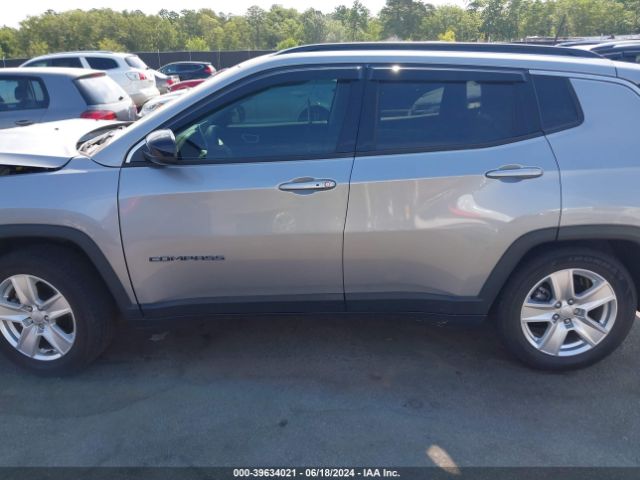 3C4NJCBB5NT137206 Jeep Compass Latitude Fwd
