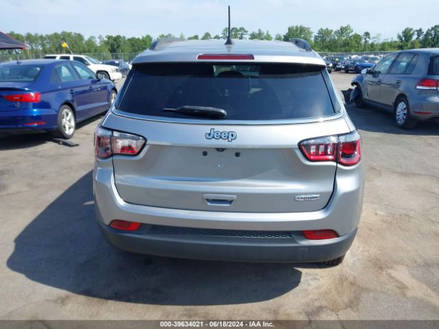 3C4NJCBB5NT137206 Jeep Compass Latitude Fwd