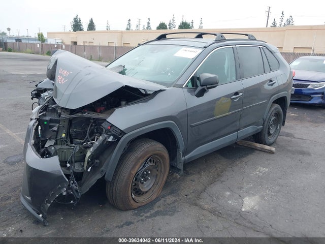 Toyota RAV4 LE 2020 2T3H1RFV1LW066936 Image 2