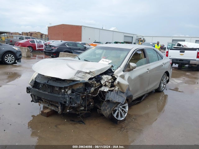 Toyota CAMRY XLE 2015 4T4BF1FK5FR471120 Image 2