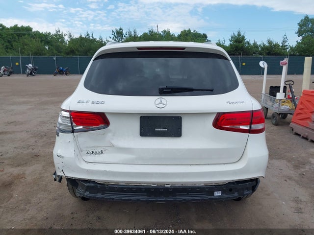 WDC0G4KB5JV039683 Mercedes-Benz Glc 300 4matic
