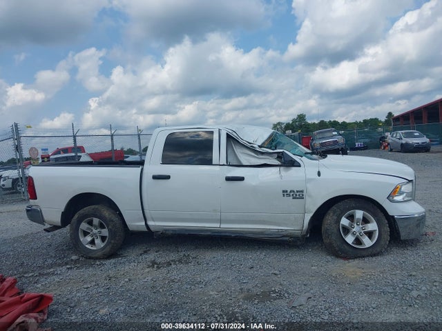 3C6RR7KG6KG719288 RAM 1500 Classic Tradesman  4x4 5'7 Box