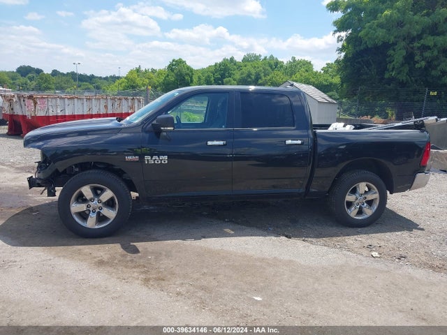 1C6RR7LT6JS332520 RAM 1500 Big Horn  4x4 5'7 Box