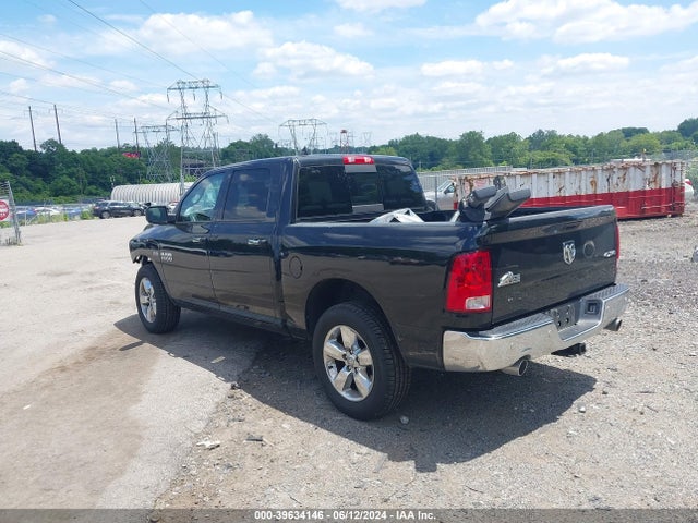 1C6RR7LT6JS332520 RAM 1500 Big Horn  4x4 5'7 Box