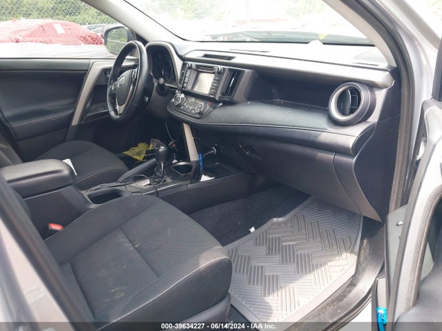 Toyota Rav4 Xle 2017 2T3RFREV7HW688956 Image 5