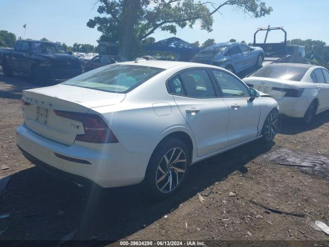 7JRA22TK4LG072176 Volvo S60 T6 Momentum