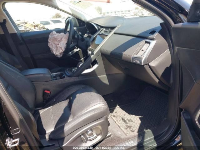 2022 JAGUAR E-PACE SADFP2FX9N1030657 Photo 4