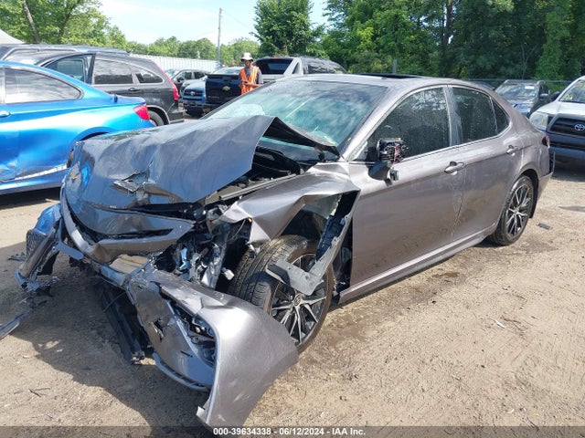 4T1T11AK9RU857211 Toyota CAMRY SE