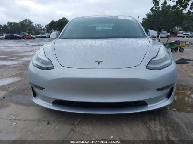 5YJ3E1EA7JF060799 Tesla Model 3 Long Range/mid Range