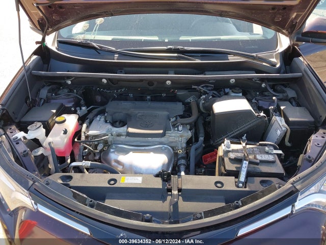 Toyota Rav4 Xle 2018 2T3RFREV6JW845236 Image 10